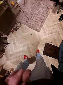 realeasy1 online show from November 2025 03:09:02 AM