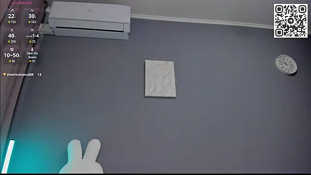 Snapshot of Malika_Lisan chatting on April 2026 02:51:02 AM Malika Lisan online show from April 2026 02:51:02 AM