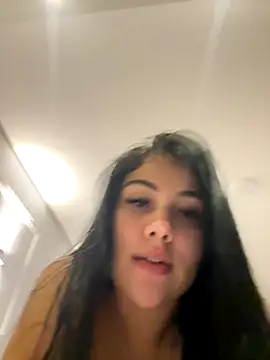 adrianalobo online show from October 2025 01:38:01 AM