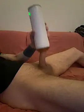 LionBoy1976 online show from October 2025 09:29:01 AM