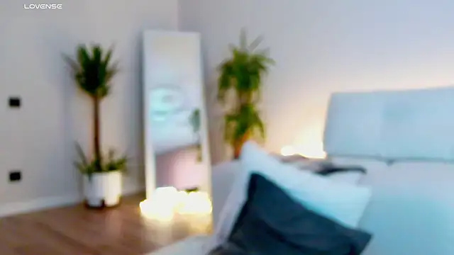 Snapshot of Sinful_Eyes chatting on February 2026 07:48:01 AM Sinful Eyes online show from February 2026 07:48:01 AM