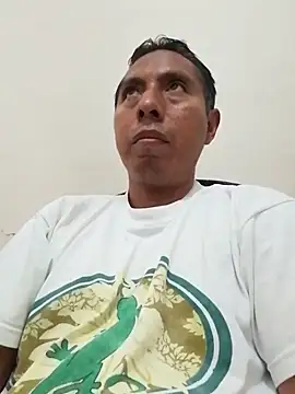 Snapshot of desnudo_Sexoxo chatting on March 2025 01:10:01 AM desnudo Sexoxo online show from March 2025 01:10:01 AM