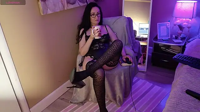 Snapshot of lara_heaven chatting on December 2024 05:56:02 AM lara heaven online show from December 2024 05:56:02 AM