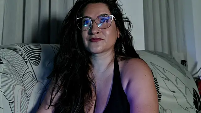 DeesseLuxure online show from April 2026 07:17:02 AM