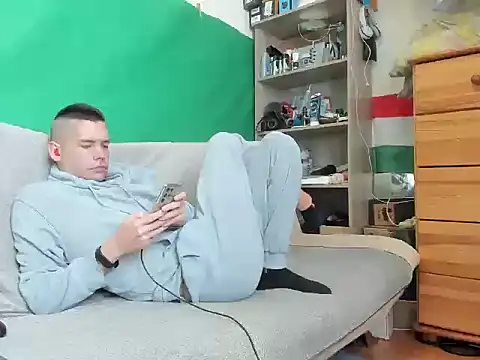 viraglaci18xh online show from October 2025 11:22:01 AM