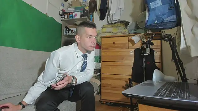 viraglaci18xh online show from November 2025 04:19:02 PM