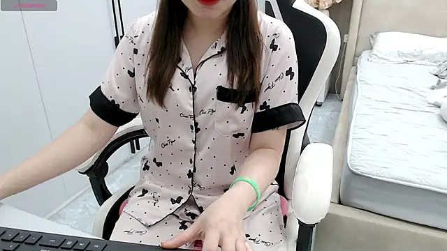 Hanako love online show from March 2026 04:10:01 PM