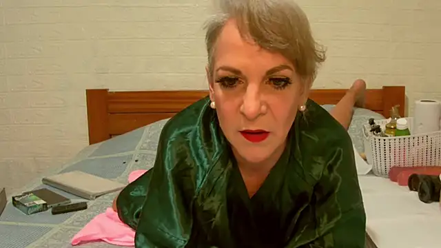 awild kitten online show from January 2025 09:15:02 AM