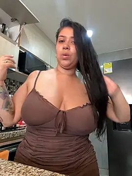 Snapshot of emilyjohanson chatting on December 2024 03:20:02 PM emilyjohanson online show from December 2024 03:20:02 PM