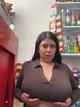 Snapshot of emilyjohanson chatting on December 2025 03:18:02 PM emilyjohanson online show from December 2025 03:18:02 PM