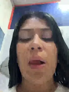 Snapshot of emilyjohanson chatting on February 2026 04:58:02 PM emilyjohanson online show from February 2026 04:58:02 PM