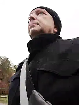 Snapshot of Pokaz2020 chatting on October 2025 07:05:02 AM Pokaz2020 online show from October 2025 07:05:02 AM