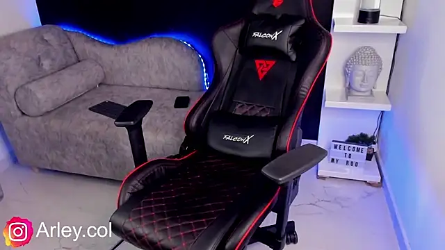 Dimitri Colleman online show from December 2024 08:23:02 AM