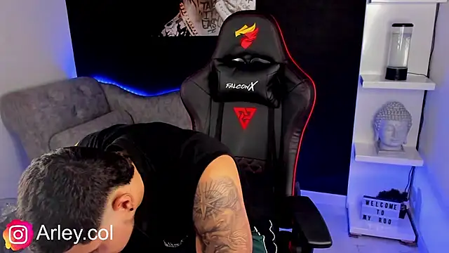 Dimitri Colleman online show from December 2024 06:27:01 AM