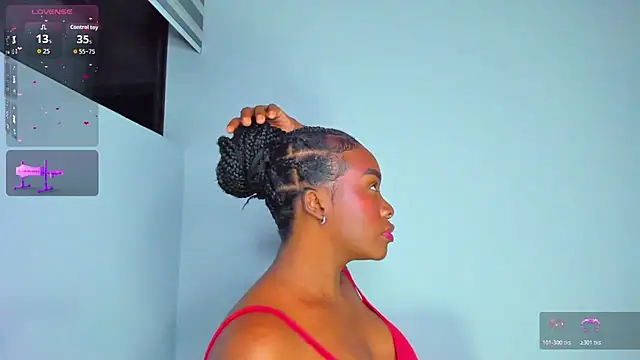 Snapshot of Sofi_Smiley chatting on March 2026 05:13:01 AM Sofi Smiley online show from March 2026 05:13:01 AM