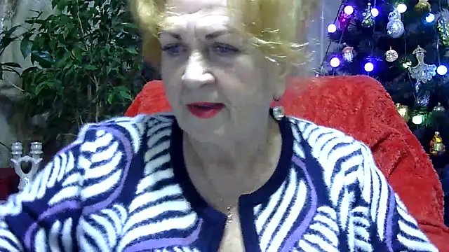 Emma52610 online show from January 2025 05:31:01 PM