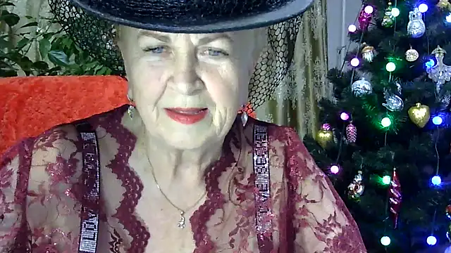 Emma52610 online show from January 2025 05:51:02 PM