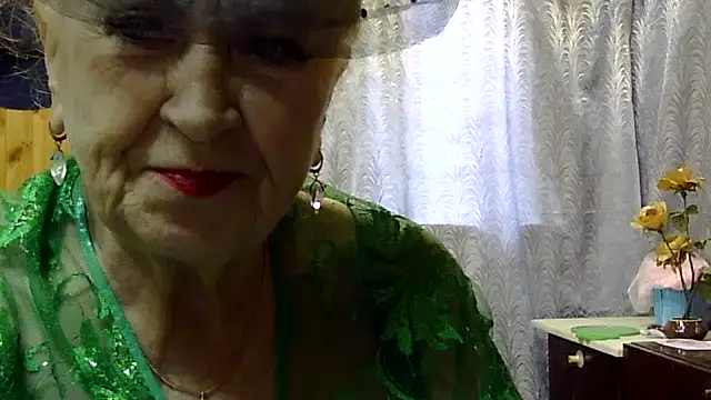 Emma52610 online show from September 2025 06:26:02 AM