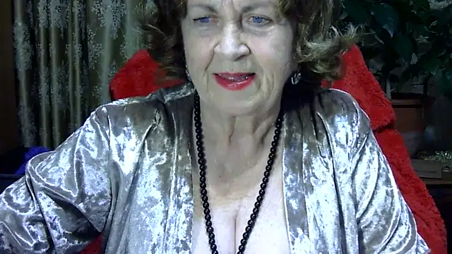 Emma52610 online show from March 2026 05:56:01 PM