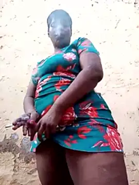 SQUITBOOTY online show from April 2026 06:29:02 AM