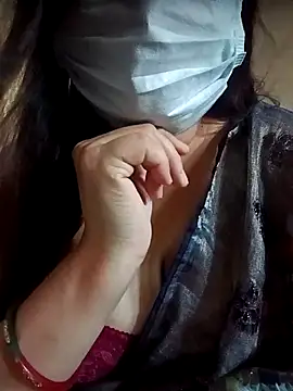 naughtymadam online show from April 2026 04:40:01 AM