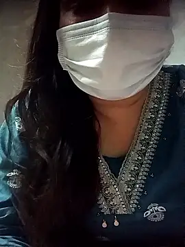 naughtymadam online show from April 2026 05:52:01 AM