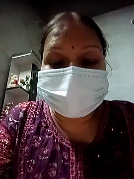 naughtymadam online show from April 2026 04:10:02 PM