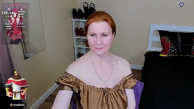 FoxySophia online show from April 2026 12:41:01 AM