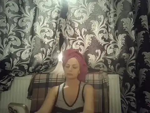 LindaStarS online show from March 2025 10:35:02 AM