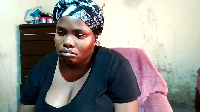 Snapshot of sexybigboobz chatting on November 2025 01:17:02 PM sexybigboobz online show from November 2025 01:17:02 PM