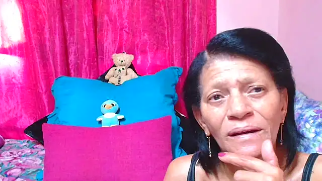 SLUTTYROXY online show from January 2026 07:10:02 AM