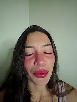 loveuu-bae online show from February 2026 02:31:01 AM