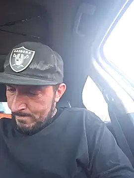 Snapshot of UncutHammer69 chatting on January 2025 03:36:02 PM UncutHammer69 online show from January 2025 03:36:02 PM