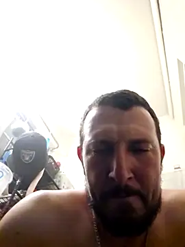 Snapshot of UncutHammer69 chatting on January 2025 03:22:01 AM UncutHammer69 online show from January 2025 03:22:01 AM