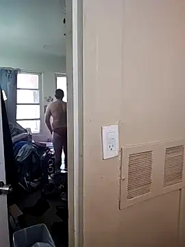 Snapshot of UncutHammer69 chatting on February 2025 07:27:02 PM UncutHammer69 online show from February 2025 07:27:02 PM