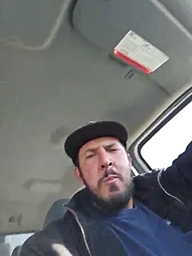 Snapshot of UncutHammer69 chatting on March 2025 05:07:02 PM UncutHammer69 online show from March 2025 05:07:02 PM