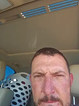 Snapshot of UncutHammer69 chatting on October 2025 07:14:02 PM UncutHammer69 online show from October 2025 07:14:02 PM