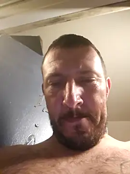 Snapshot of UncutHammer69 chatting on October 2025 09:43:01 AM UncutHammer69 online show from October 2025 09:43:01 AM