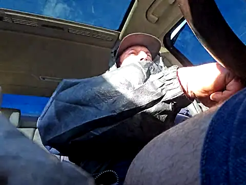 UncutHammer69 online show from February 2026 12:07:01 AM