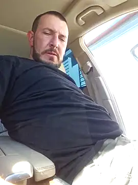 UncutHammer69 online show from March 2026 07:38:01 PM