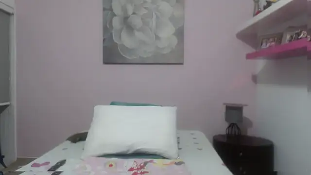 CindyCrawford online show from March 2025 04:16:02 AM