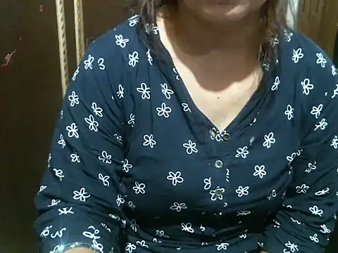 UrsMansi online show from June 2026 03:47:02 AM
