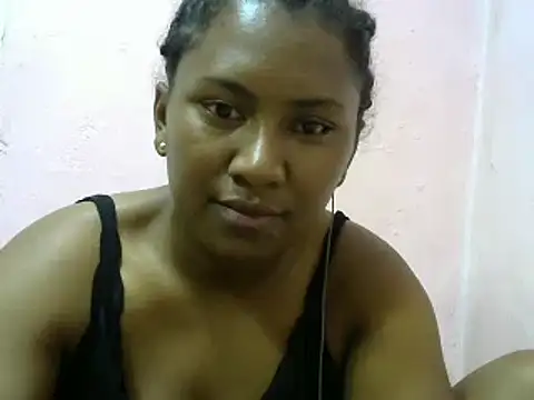 Snapshot of cutybigass chatting on March 2025 10:44:02 AM cutybigass online show from March 2025 10:44:02 AM