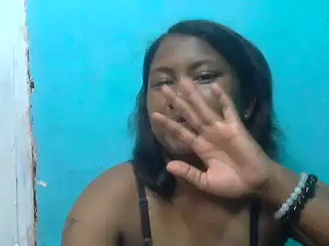 Snapshot of cutybigass chatting on November 2025 07:44:02 AM cutybigass online show from November 2025 07:44:02 AM