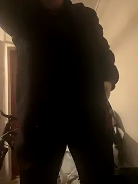 Anna Alexa online show from November 2025 07:24:02 PM