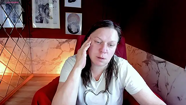 Snapshot of KellyPerfection chatting on June 2026 11:34:02 AM KellyPerfection online show from June 2026 11:34:02 AM