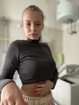 Snapshot of AnastasiaAniess chatting on February 2025 12:57:02 PM AnastasiaAniess online show from February 2025 12:57:02 PM