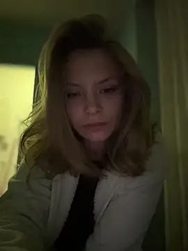 Snapshot of AnastasiaAniess chatting on February 2025 05:09:01 AM AnastasiaAniess online show from February 2025 05:09:01 AM