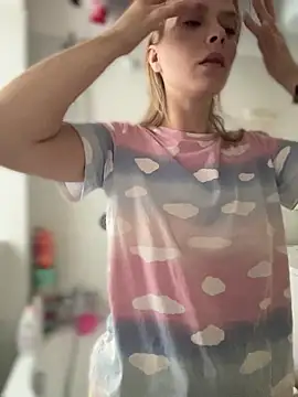 Snapshot of AnastasiaAniess chatting on October 2025 07:32:01 AM AnastasiaAniess online show from October 2025 07:32:01 AM