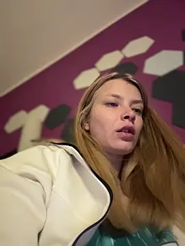 AnastasiaAniess online show from April 2026 04:35:01 AM